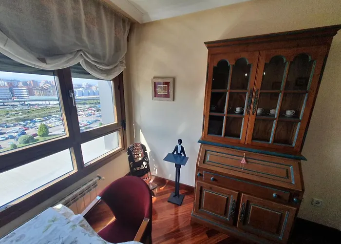 Acacias - Piso Amplio En Playa De Poniente Para 6 Personas Con Garaje - Vut-2654-As
