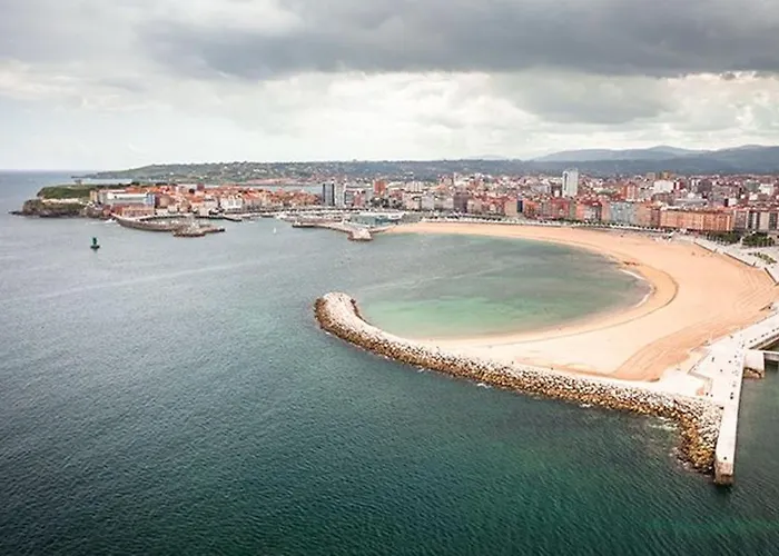 Acacias - Piso Amplio En Playa De Poniente Para 6 Personas Con Garaje - Vut-2654-As