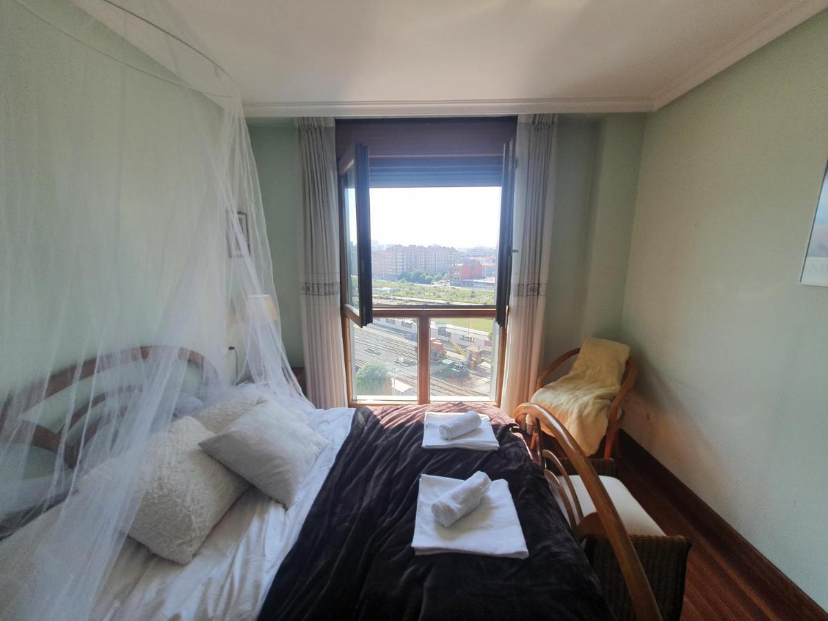 Acacias - Piso Amplio En Playa De Poniente 6 Personas Con Garaje - Vut-2654-as Apartment