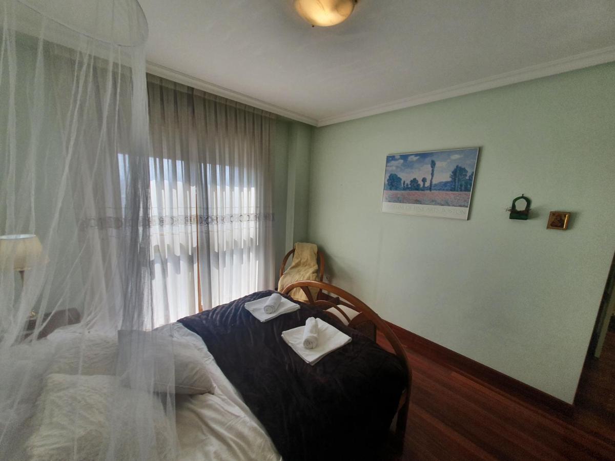 Acacias - Piso Amplio En Playa De Poniente 6 Personas Con Garaje - Vut-2654-as * Gijon