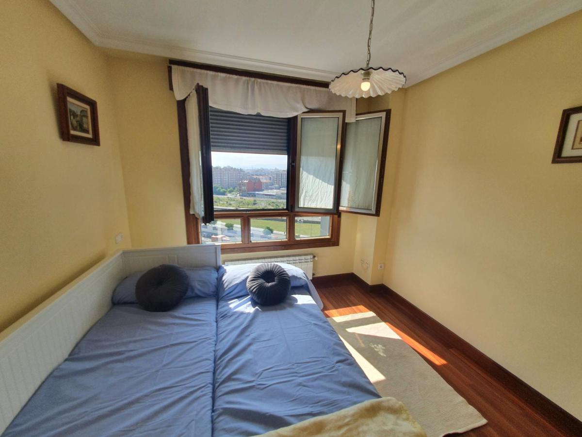 Acacias - Piso Amplio En Playa De Poniente 6 Personas Con Garaje - Vut-2654-as * Gijón